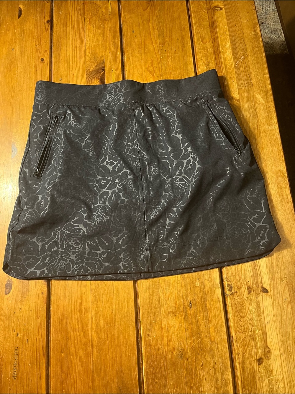 Orvis Black Floral Jacquard Mini Skort with Zip Pockets